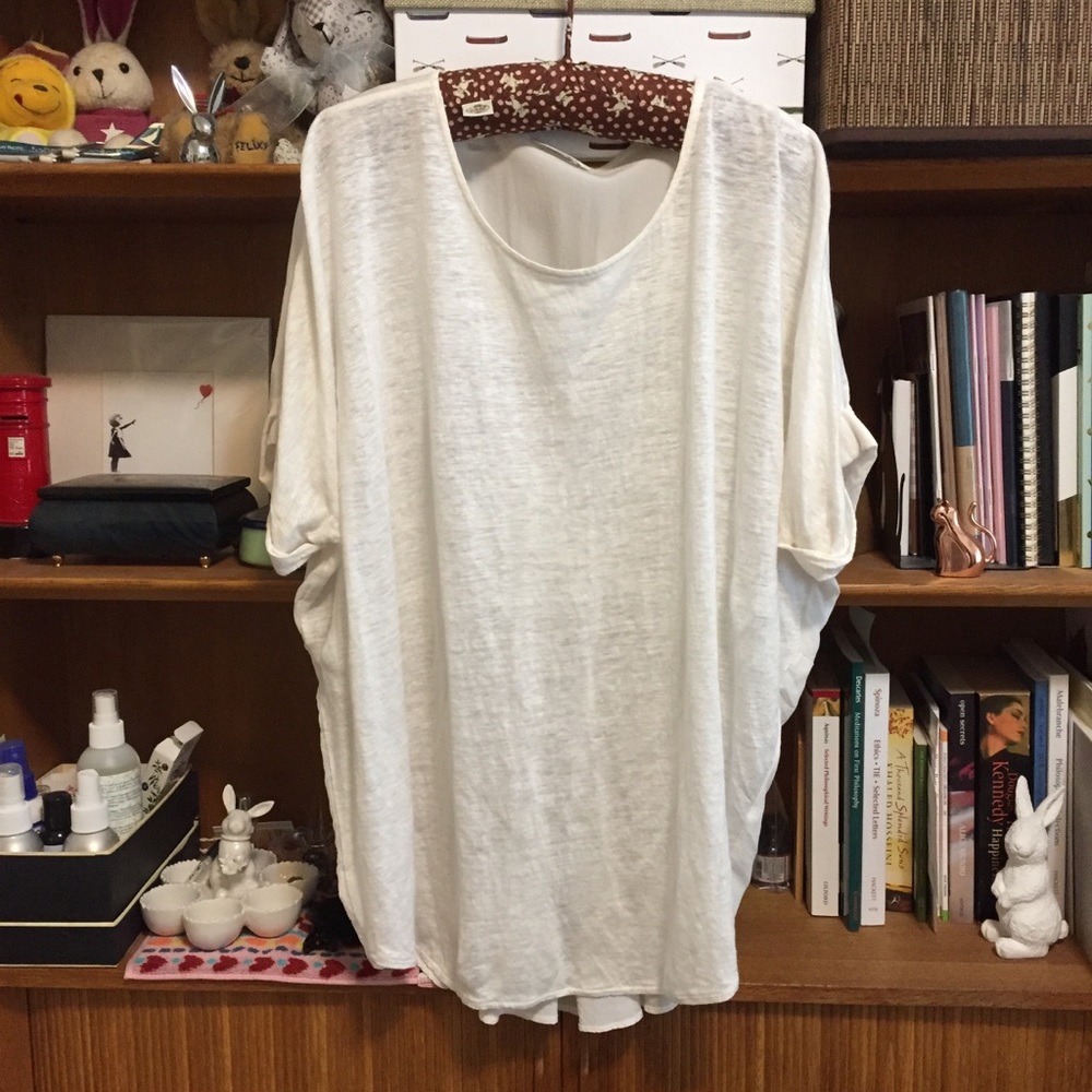 Club Monaco silk and linen elegant top